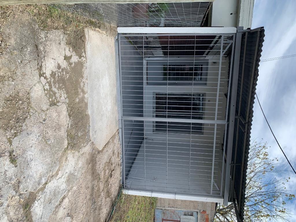Apartamento recién remodelado con entrada auto
