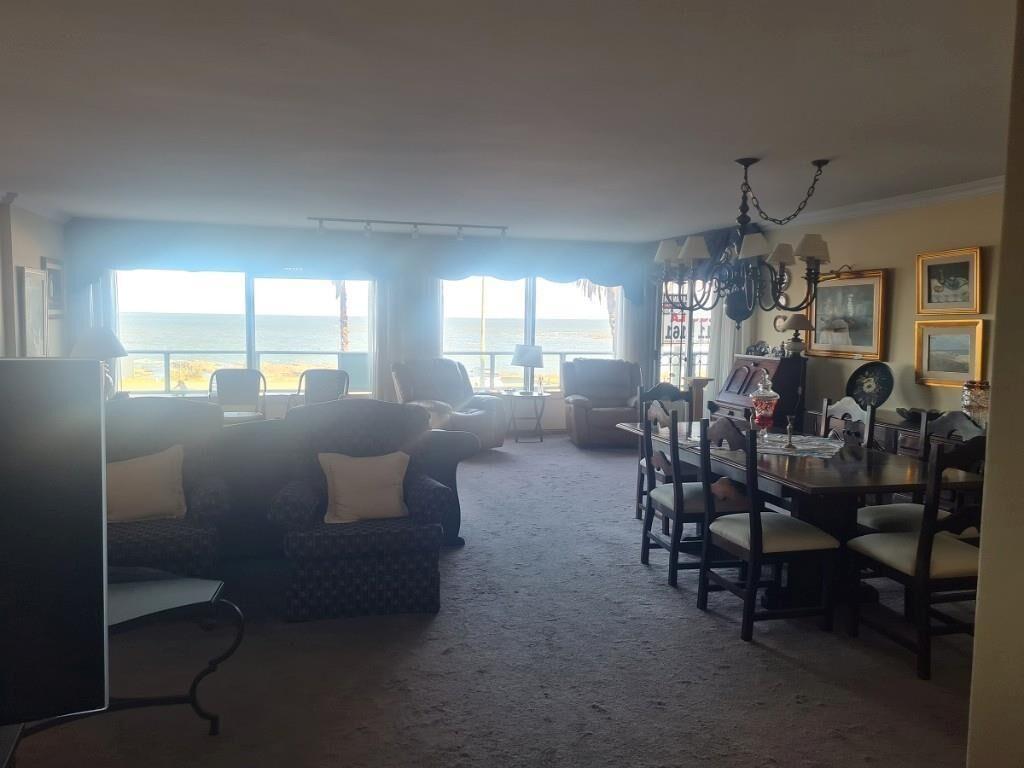 Apartamento frente al mar, liv ,estar garage, Punta Carretas