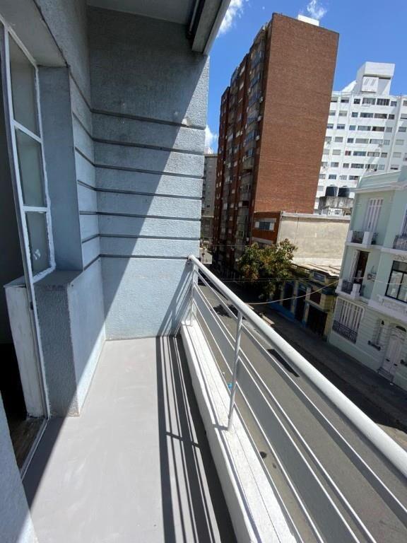 Hermoso Apto!! 2 Dorm Op A 3 Con Balcón Centro!!