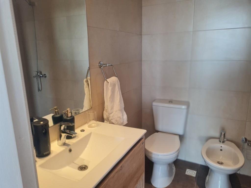 Apto  de 3 dorm, 2 baños, liv  gran tza, garage Bella Vista