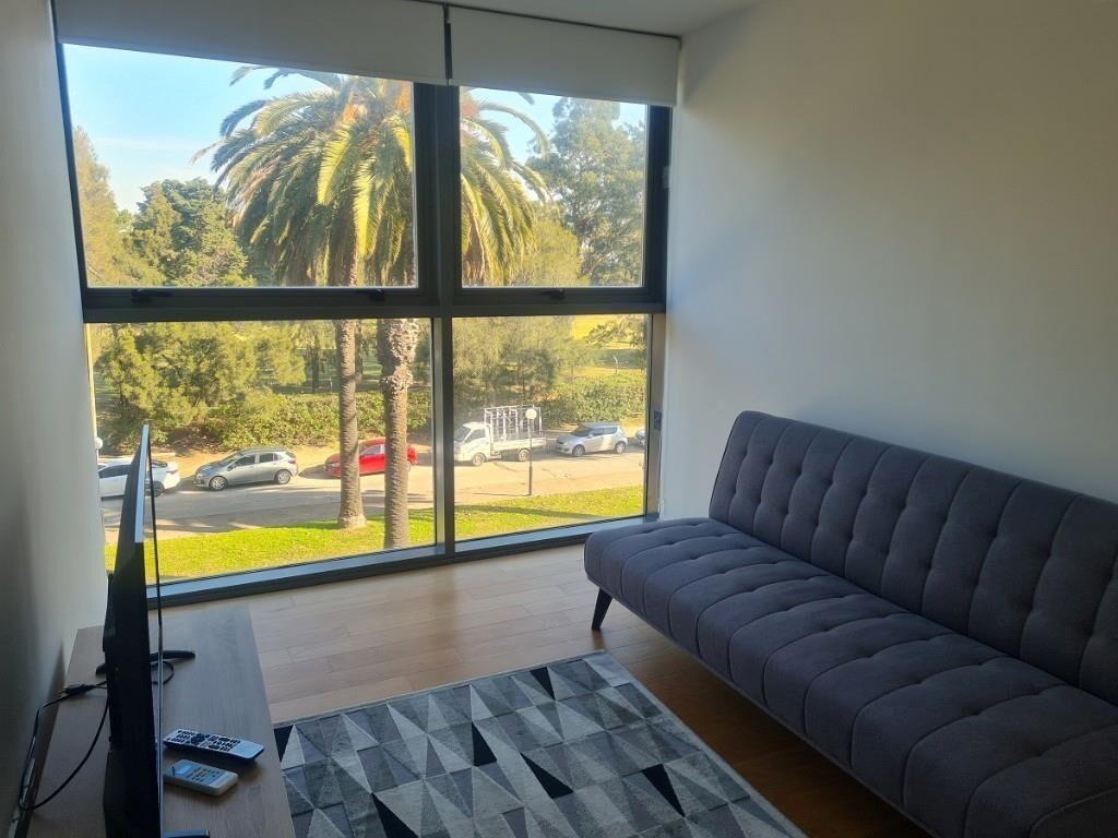 venta apto 2 dorm, 3 b, coc, liv tza, garage AMUEBLADO, GOLF