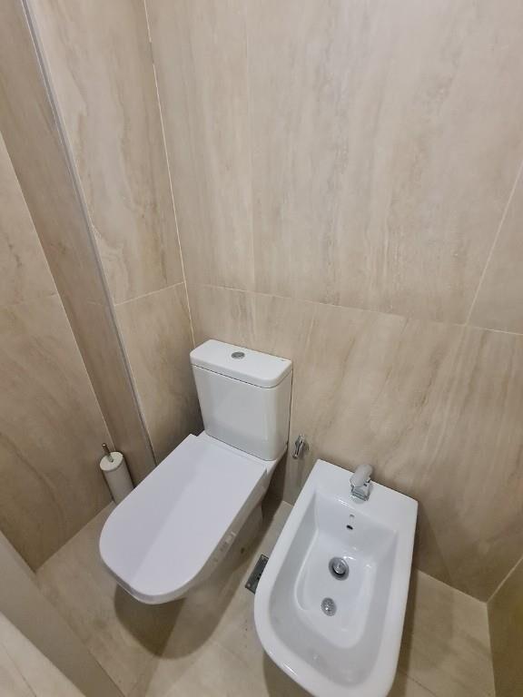 venta apto 2 dorm, 3 b, coc, liv tza, garage AMUEBLADO, GOLF