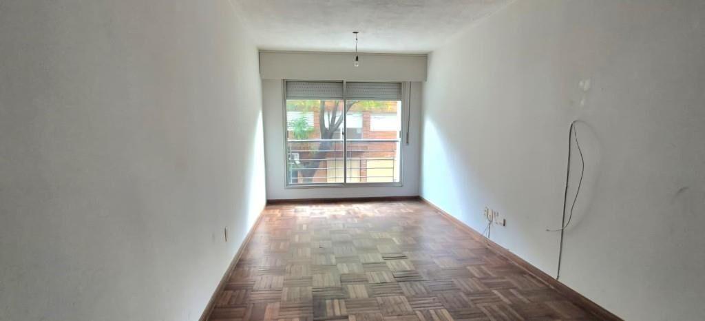 POCITOS VENTA APTO. 1 DORMITORIO 40 M2 CON PATIO EXCLUSIVO