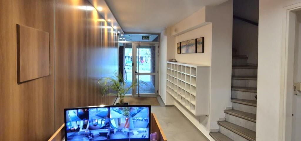 POCITOS VENTA APTO. 1 DORMITORIO 40 M2 CON PATIO EXCLUSIVO