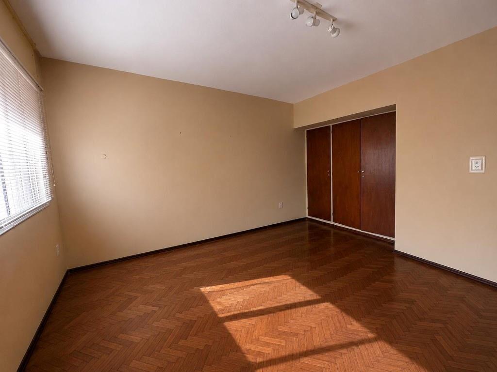 Venta casa 3 dormitorios y garaje en Punta Carretas