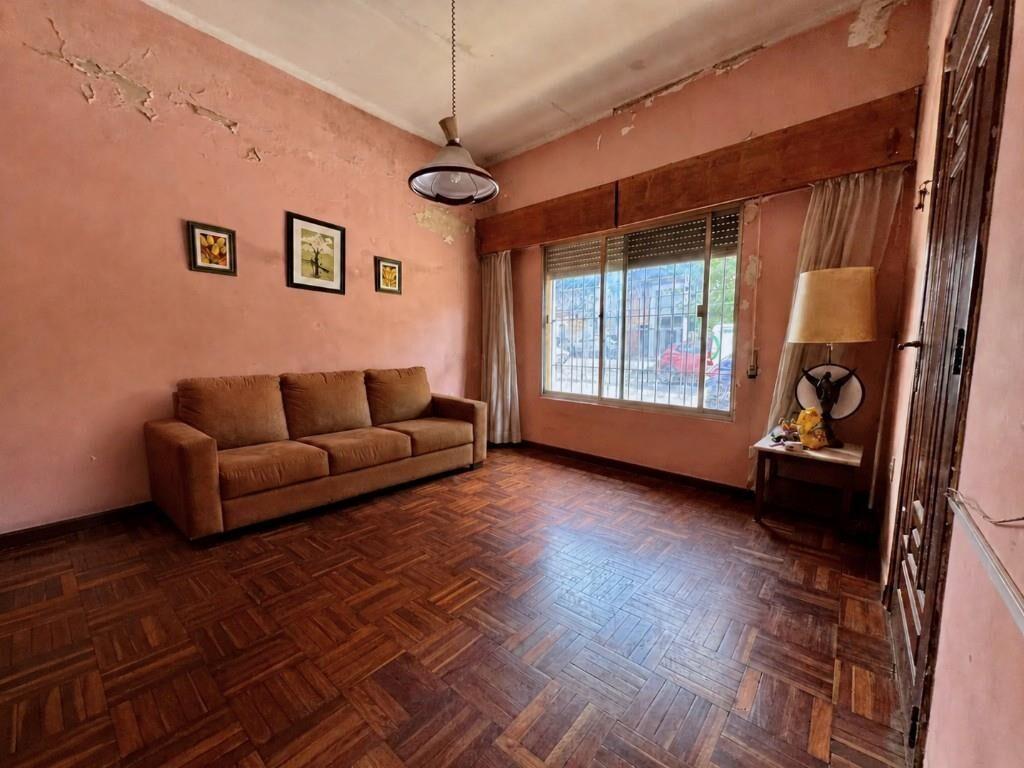 Venta casa 3 dormitorios y garaje en La Blanqueada