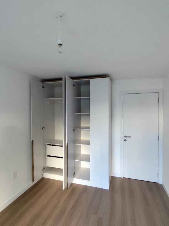 Edf. MET TECHA a estrenar, con 2 cocheras + BOX, terraza.