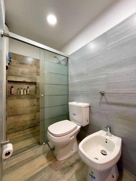 Apartamento 2 dormitorios, garage, piso 5, frente al MAR