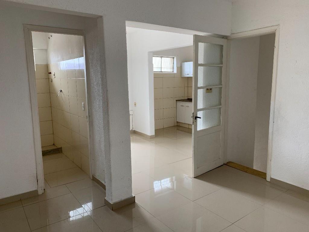 Apartamento Alquiler De 2 Dormitorios Con Entrada Independie