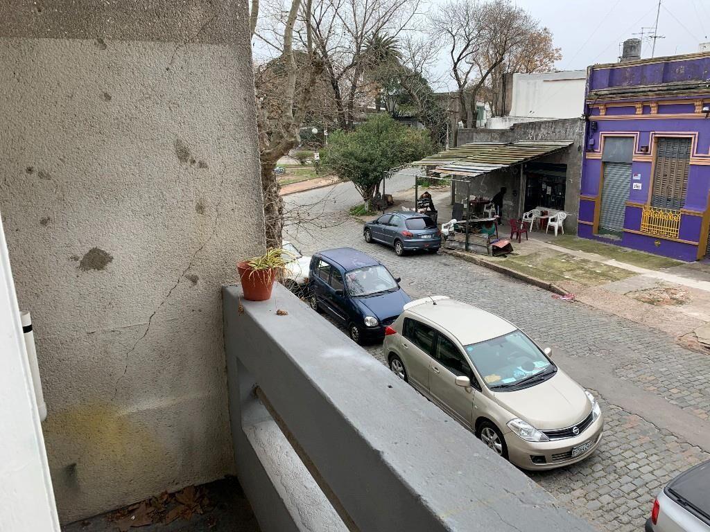 Apartamento Alquiler De 2 Dormitorios Con Entrada Independie