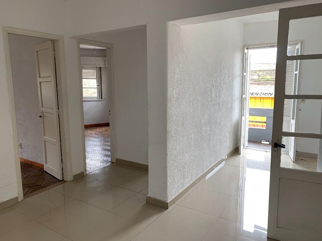 Apartamento Alquiler De 2 Dormitorios Con Entrada Independie
