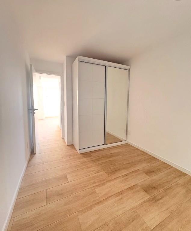 apartamento a estrenar sobre 18 de julio, cerca de todo