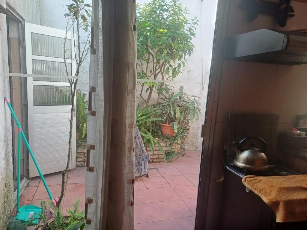 En Venta tipo casa 5 d calle Mario Cassinoni, Parque Rodo,