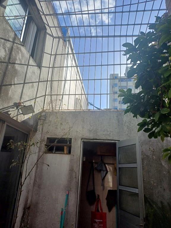 En Venta tipo casa 5 d calle Mario Cassinoni, Parque Rodo,