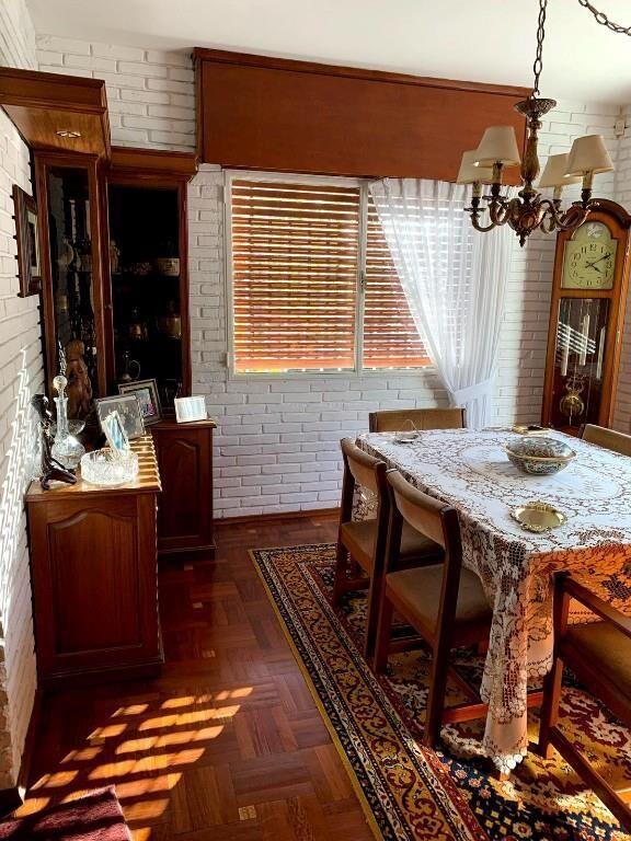 Se alquila hermosa casa en Carrasco 3 dorm 2 baños 3 garaje