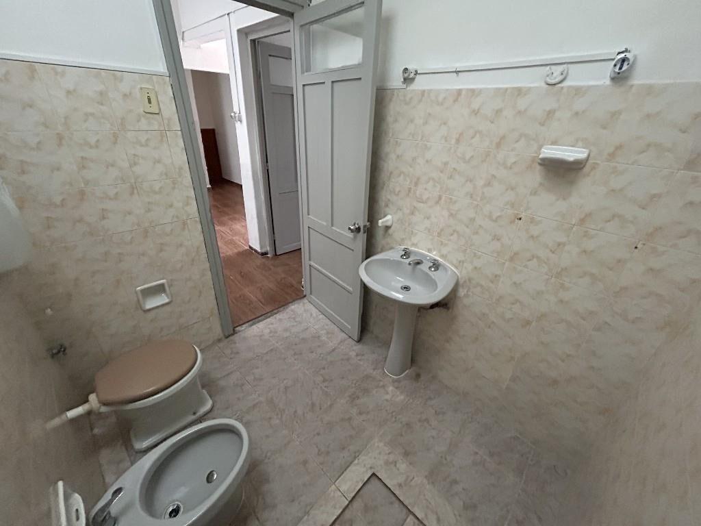 Apartamento Alquiler Capurro 2 Dormitorios Con Patio En Plan