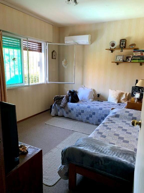 Se Vende Hermosa casa en carrasco, 3 dorm 2 baños, 3 garaje