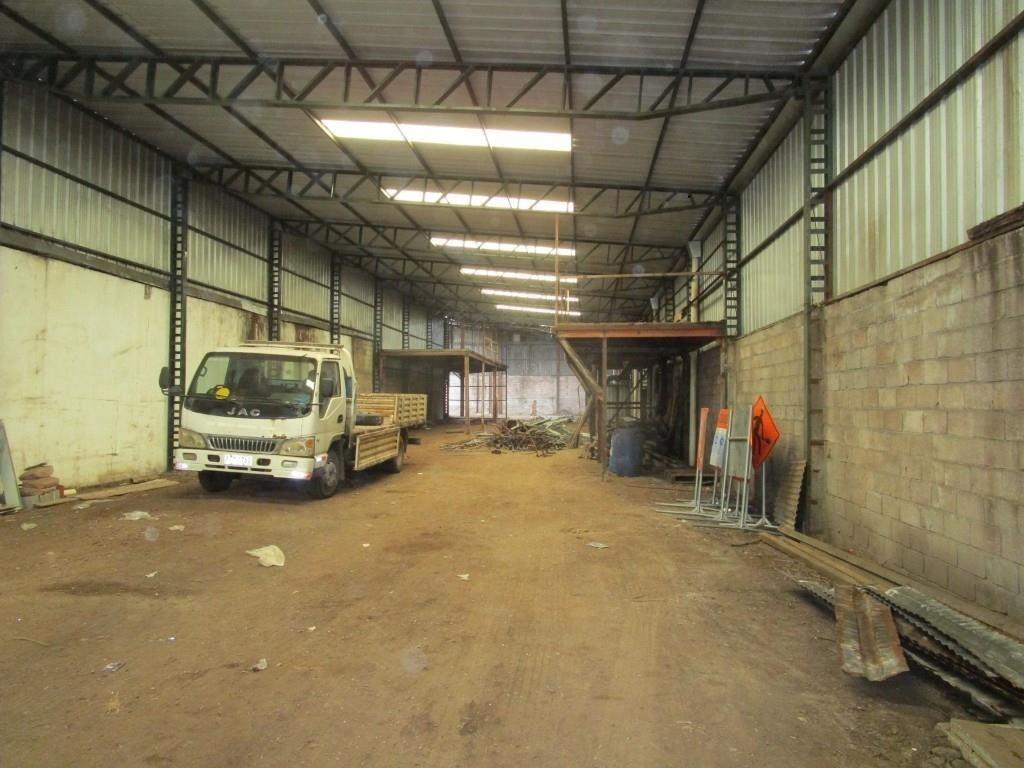 * LOCAL 1.512 m2 JARDINES DEL HIPODROMO