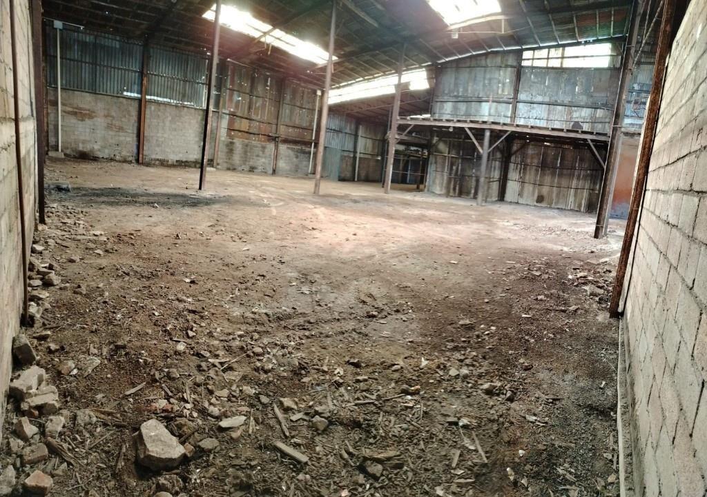 * LOCAL 1.512 m2 JARDINES DEL HIPODROMO