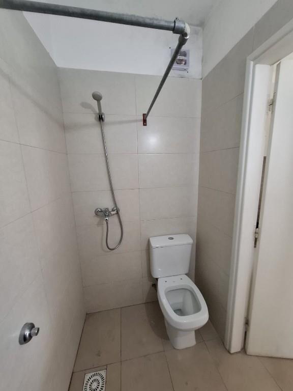 Dueño Alquila Monoambiente en Unión. planta baja
