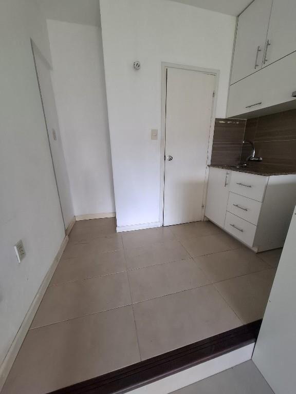 Dueño Alquila Monoambiente en Unión. planta baja