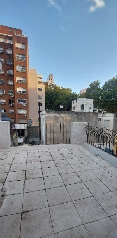 Se Vende casa grande en Zona Palermo, Calle San Salvador