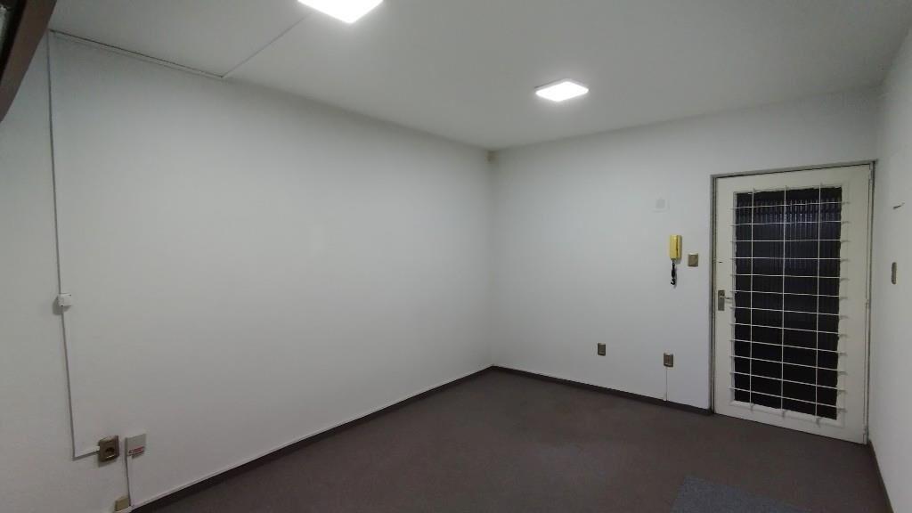 Hermoso y cómodo apartamento al frente Sin comisiones