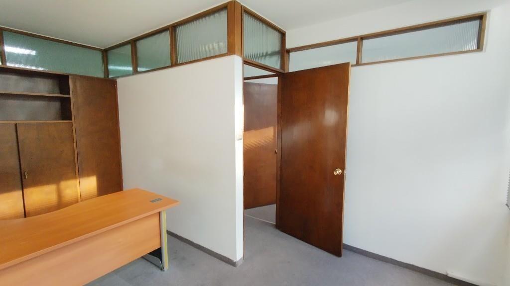 Hermoso y cómodo apartamento al frente Sin comisiones