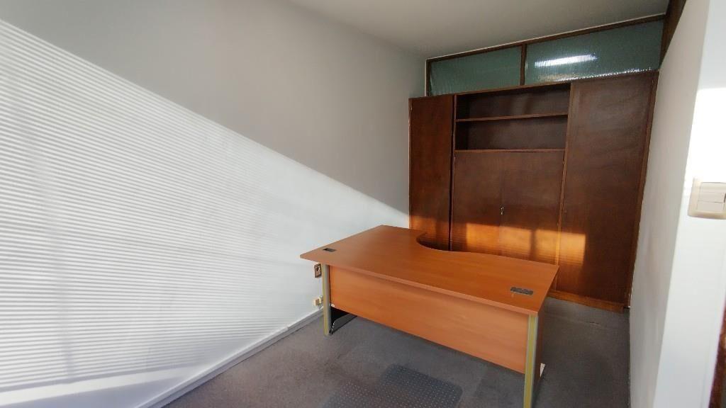Hermoso y cómodo apartamento al frente Sin comisiones
