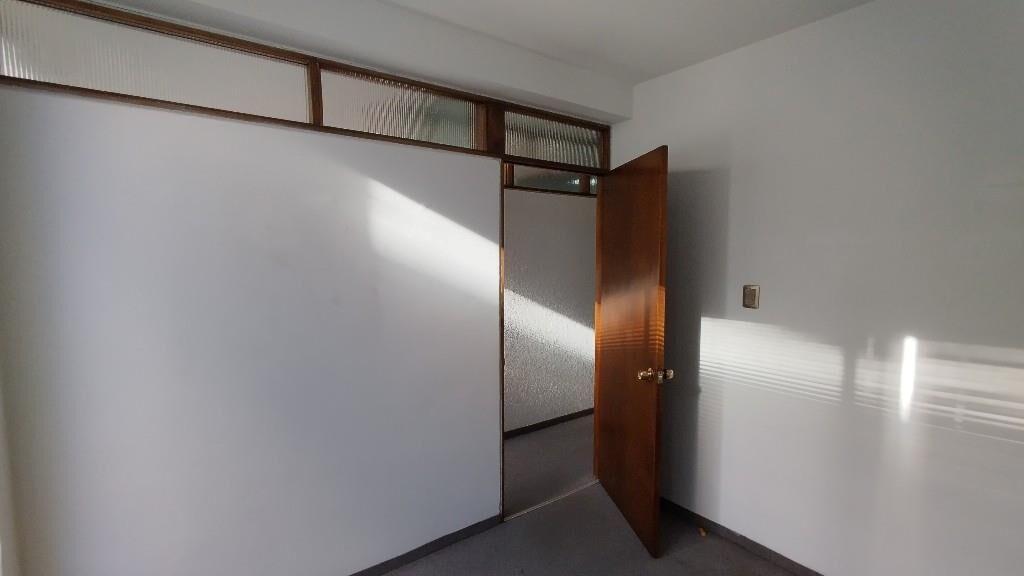 Hermoso y cómodo apartamento al frente Sin comisiones