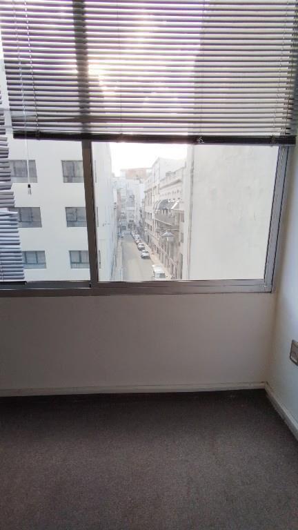Hermoso y cómodo apartamento al frente Sin comisiones