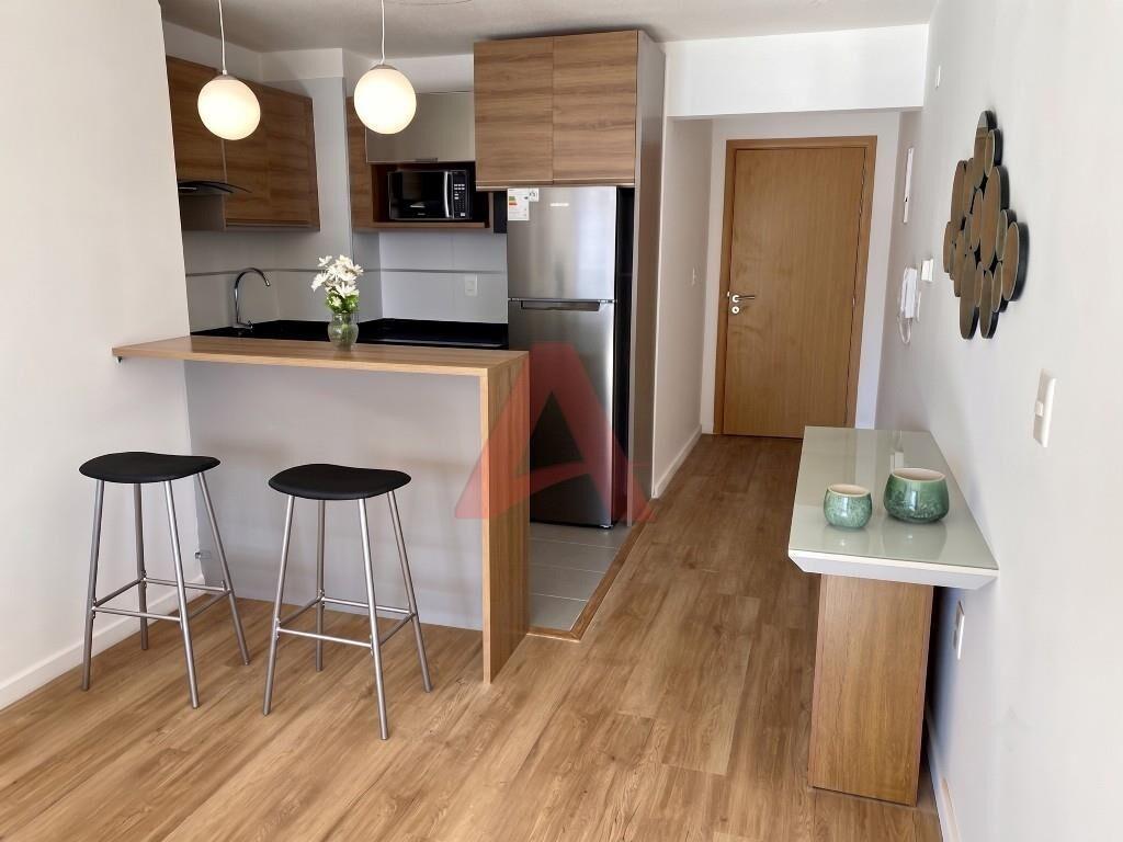 APARTAMENTO AMUEBLADO DE 1 DORMITORIO CON GARAJE.