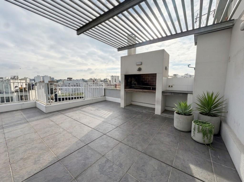APARTAMENTO AMUEBLADO DE 1 DORMITORIO CON GARAJE.