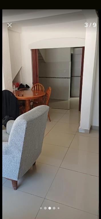 Habitación individual grande en Pocitos con A/C