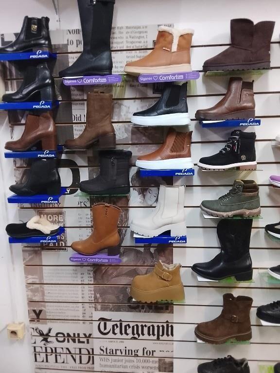 Venta Local de Indumentaria, Calzado y Accesorios en Salinas