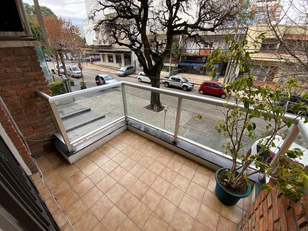 AMUEBLADO 2 DORM, PATIO CON BARBACOA