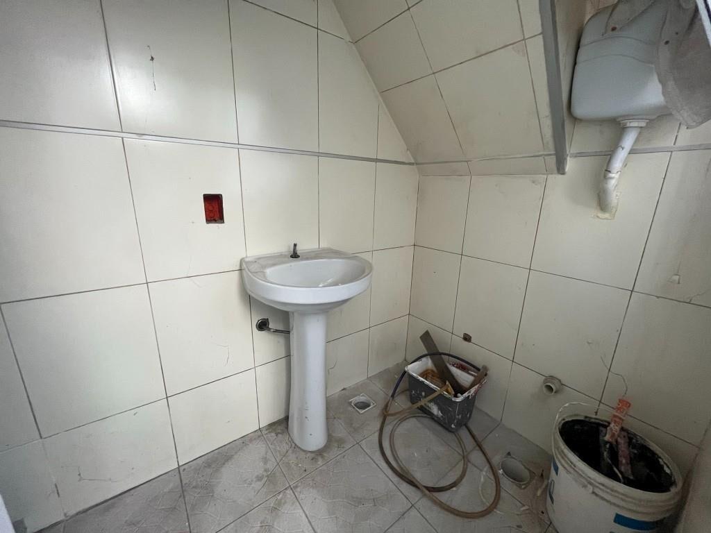 DIRI RECONQUISTA Y ZABALA - PARA EMPRESA - 60m2