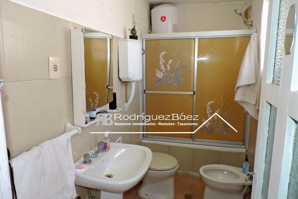 VENTA CASA 3 DORMITORIOS 2 BAÑOS JARDIN PATIO SAYAGO NORTE