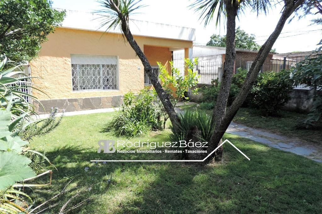 VENTA CASA 3 DORMITORIOS 2 BAÑOS JARDIN PATIO SAYAGO NORTE