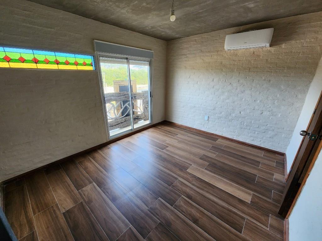 EXCELENTE OPORTUNIDAD FRENTE AL MAR!! CASA A ESTRENAR!!