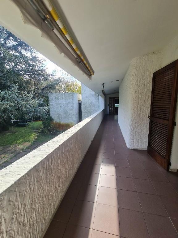 CARRASCO SUR - CASA ESQUINA