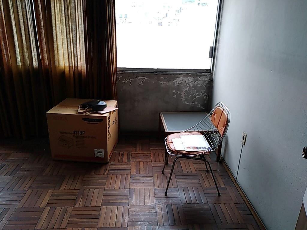 Ciudad Vieja, Oficina, 40 mts., Ituzaingó y Sarandí
