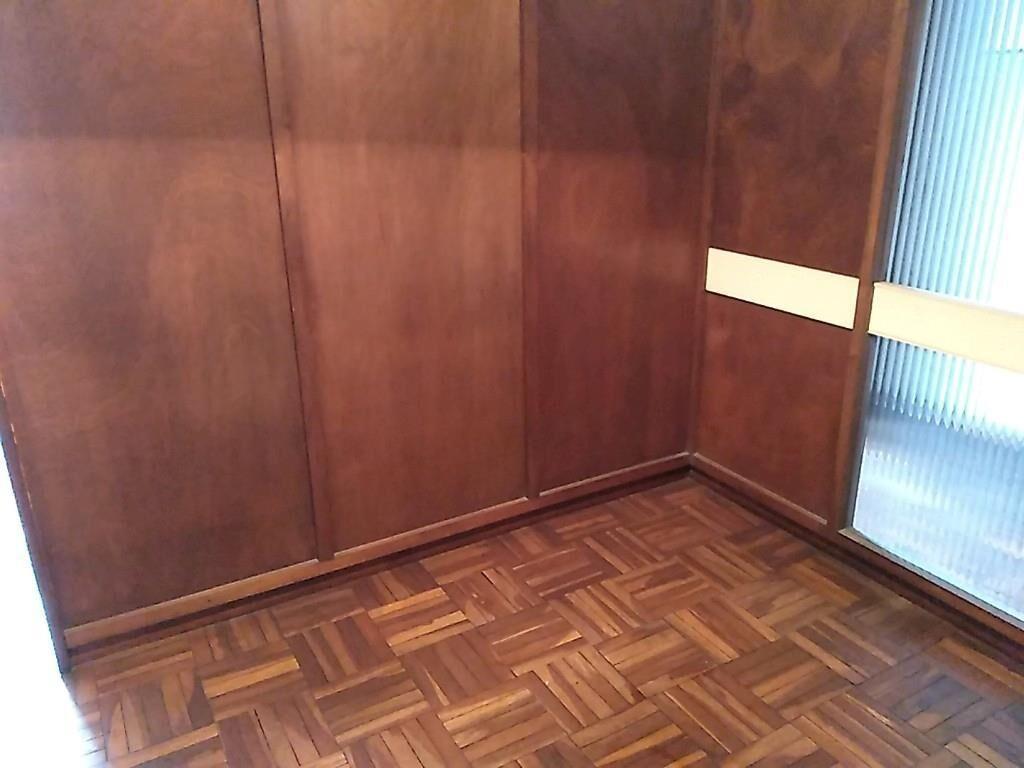 Ciudad Vieja, Oficina, 40 mts., Ituzaingó y Sarandí