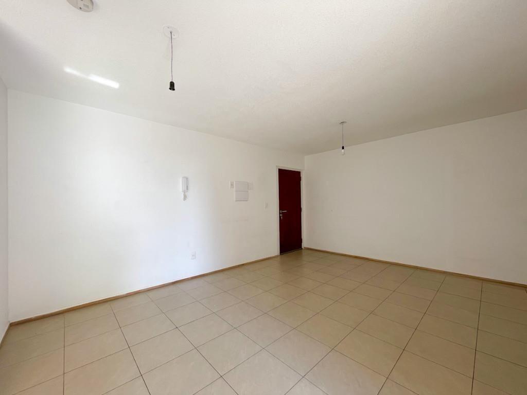 Apartamento En Alquiler, 1 Dormitorio, Centro, Con Garage