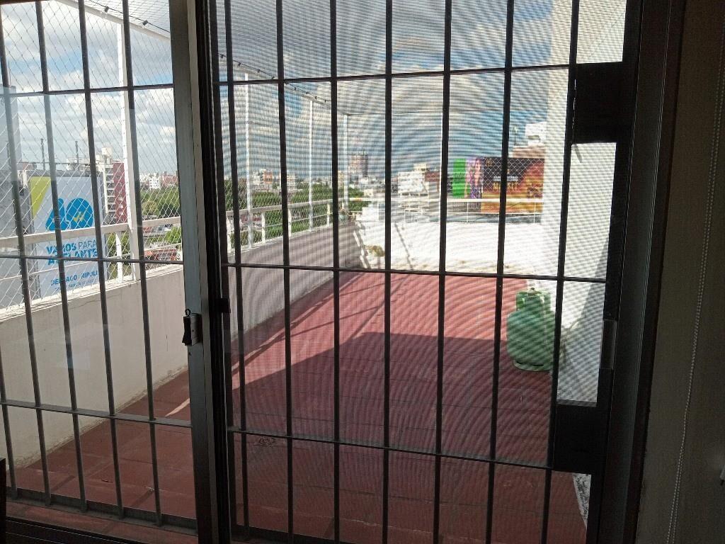 Venta Tres Cruces Monoambiente cocina terraza c/renta