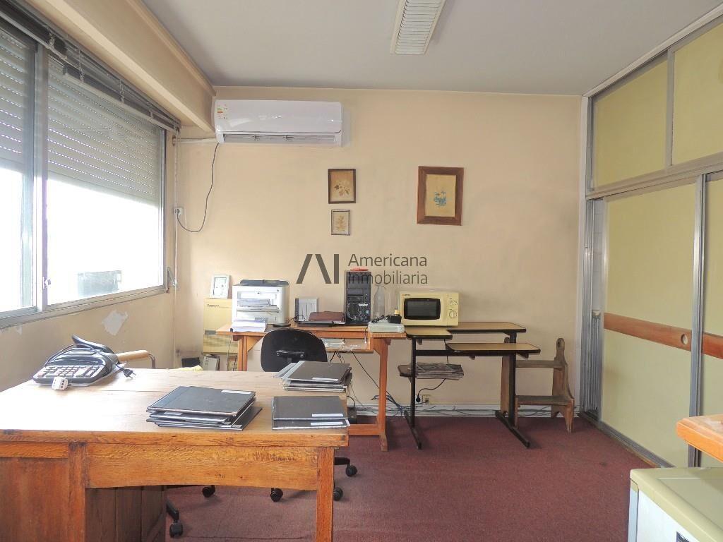 VENTA | DOS OFICINAS EN UN MISMO PISO | CENTRO.-