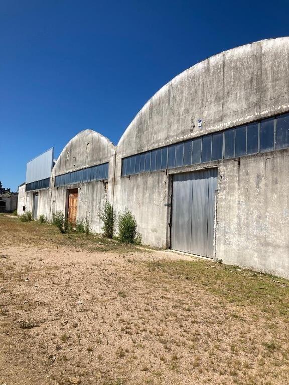 Venta galpón industrial próximo a Ruta 8,  22000m2 terreno,