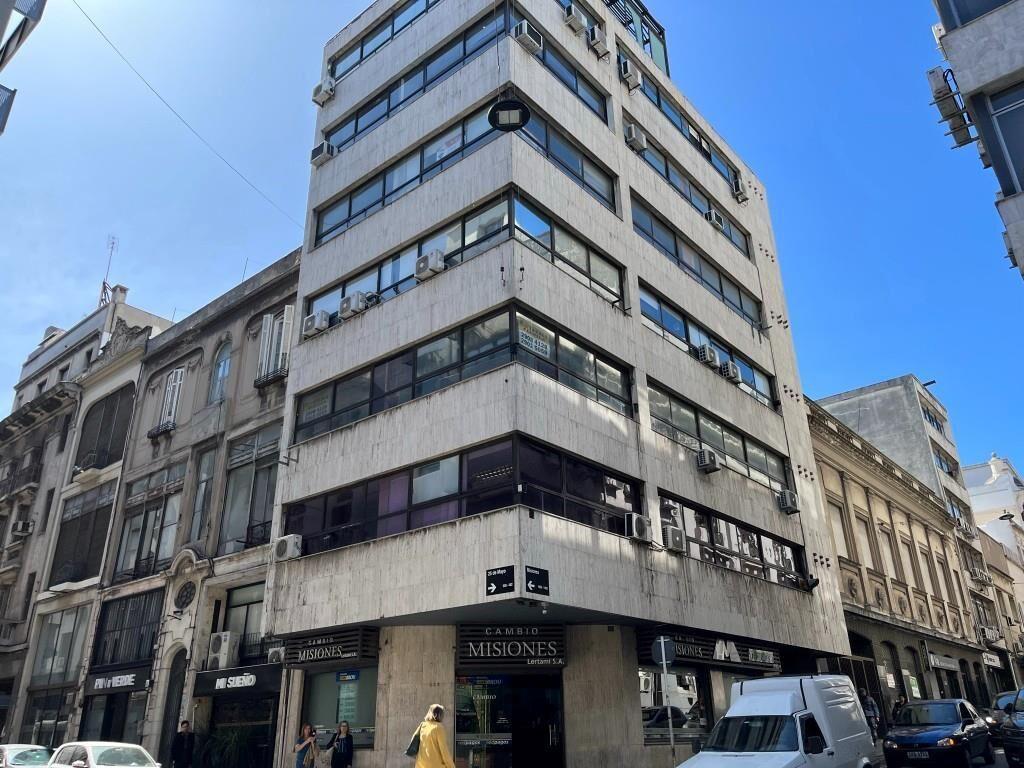 DIRI MISIONES Y 25 DE MAYO - 51m2 EN CIUDAD VIEJA