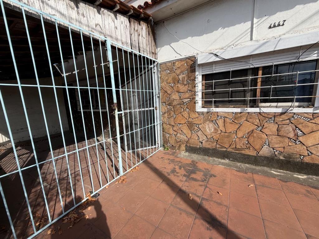 Venta casa 3 dormitorios y cochera Cerrito de la Victoria