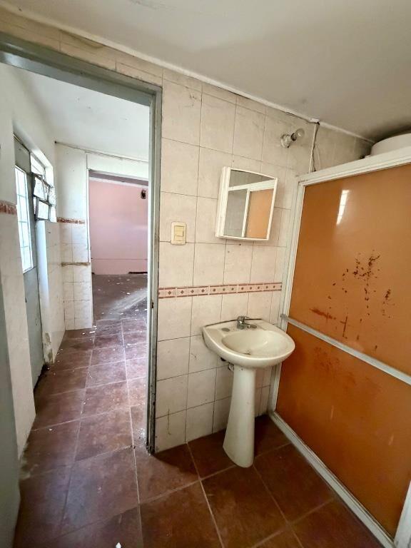 Venta casa 3 dormitorios y cochera Cerrito de la Victoria